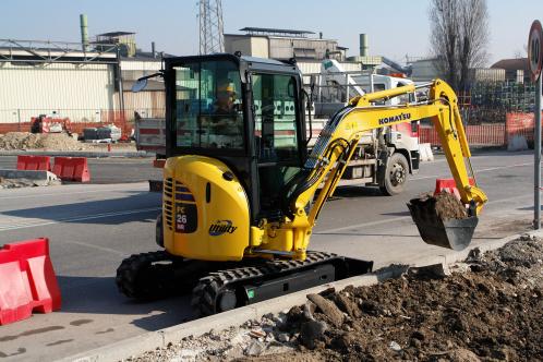 Komatsu minigraver